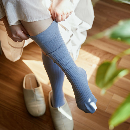 むくみ軽減のコットンリブ着圧ソックス / MAEÉ | サイズ・カラー指定