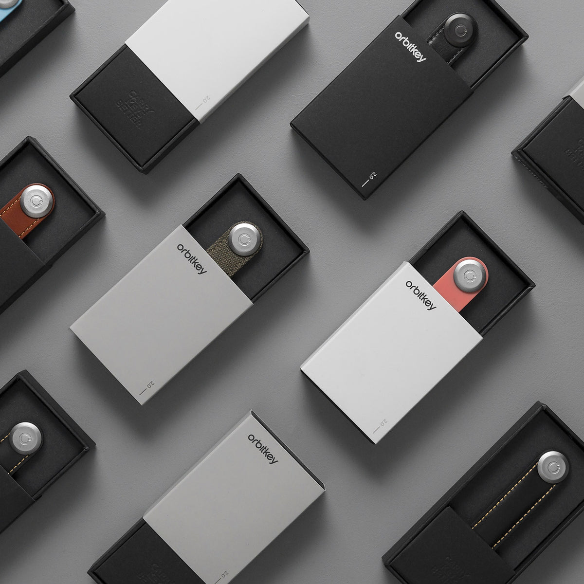 スリムにコンパクトに鍵を収納するキーケース｜Orbitkey
