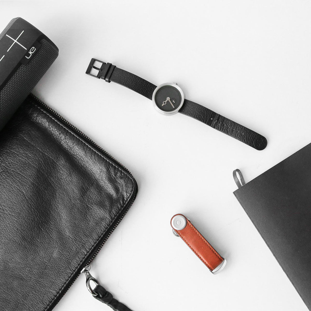 スリムにコンパクトに鍵を収納するキーケース｜Orbitkey