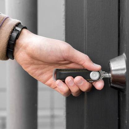 スリムにコンパクトに鍵を収納するキーケース｜Orbitkey