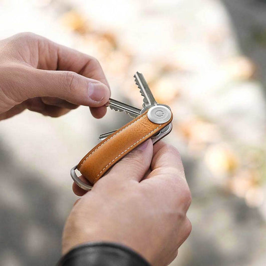 スリムにコンパクトに鍵を収納するキーケース｜Orbitkey