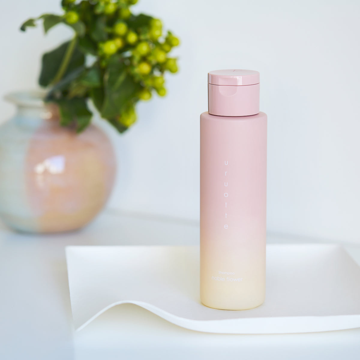 uruotte ナチュラルシャンプーノーブルフラワー（250ml）