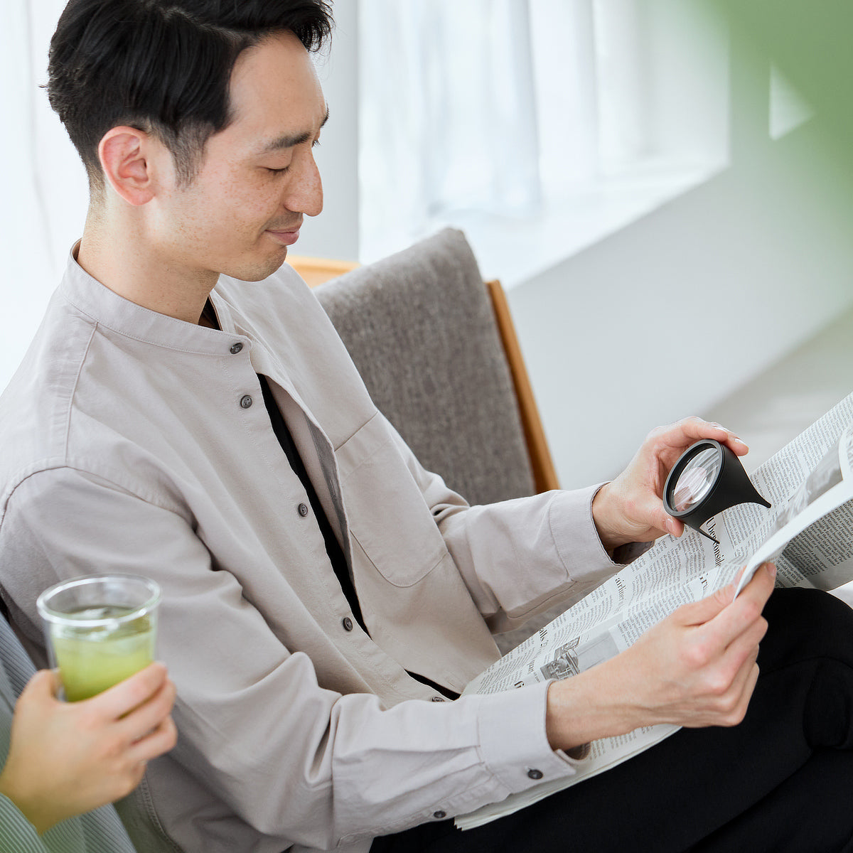 機能性と造形美を兼ね備えた拡大鏡｜TAKEDA DESIGN PROJECT ルーペ