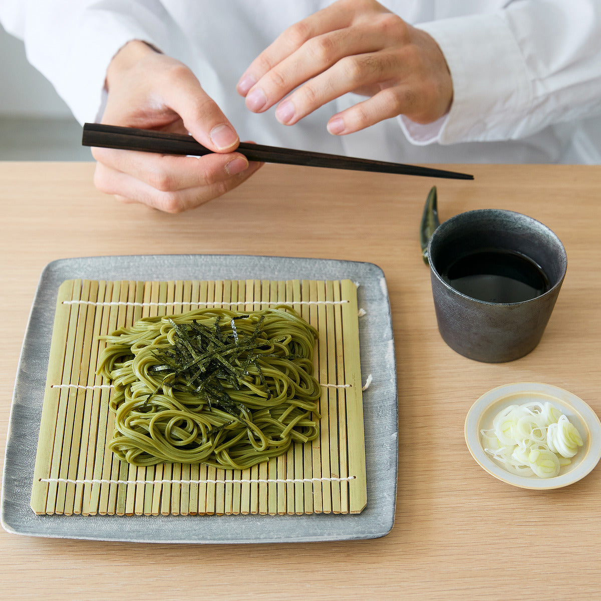 お茶の味と香りがおいしいそば｜茶師・米田末広監修 茶そば詰め合わせ