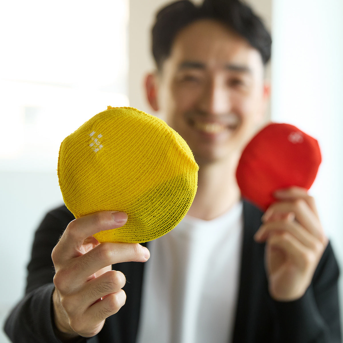 いろんな小物を包む伸縮ニットの収納アイテム｜_go（アンドゴー）パッキングニット
