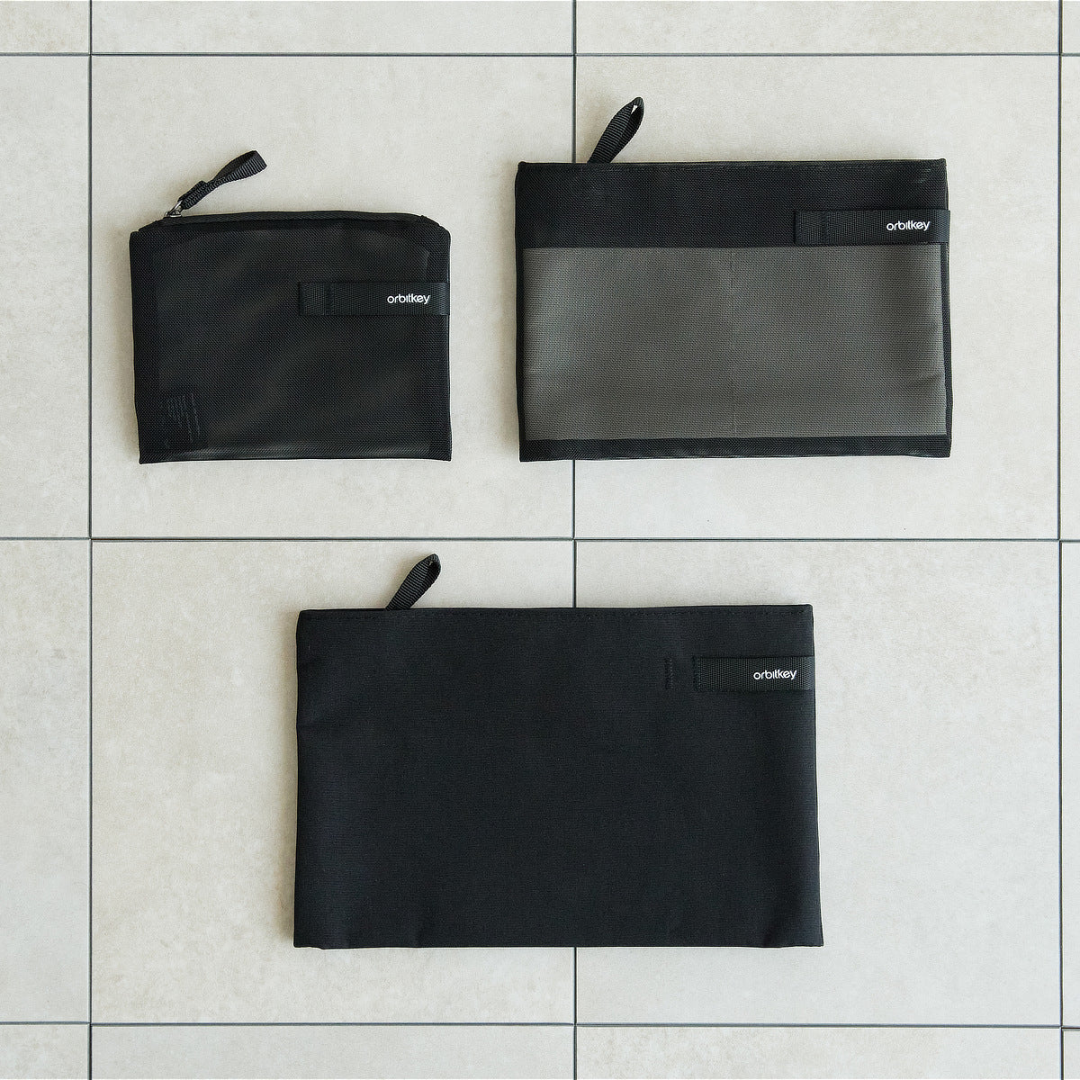 バッグの中をスマートに整理する「ポーチ3点セット」｜Orbitkey