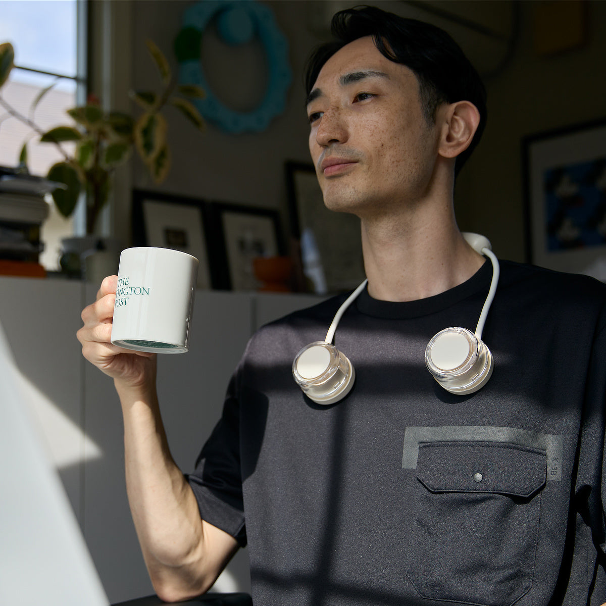 冷却プレートとWファンで首元を冷やす / Neck Band Fan COOLING