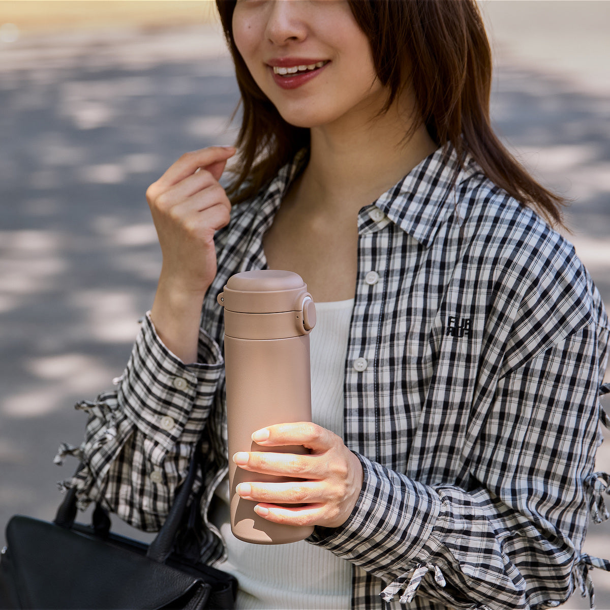 内側セラミックコーティングのワンプッシュボトル / WOKY 600ml