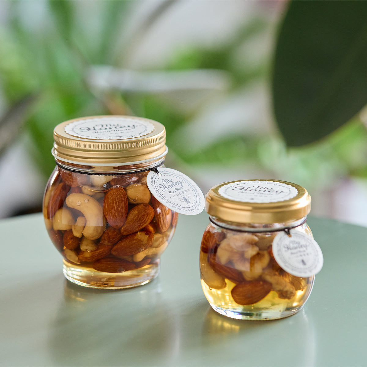 アカシア蜂蜜に4種のナッツを漬け込んだ / MYHONEY ナッツの蜂蜜漬け 90g