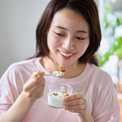 アカシア蜂蜜に4種のナッツを漬け込んだ / MYHONEY ナッツの蜂蜜漬け 90g